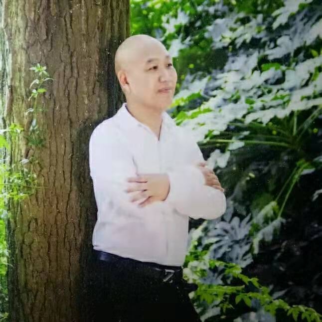 郑鑫牵手的第一张照片--无锡王婆说媒